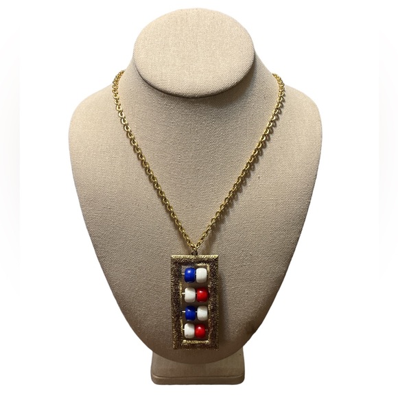 Vintage Jewelry - Vintage Gold Tone Statement Necklace